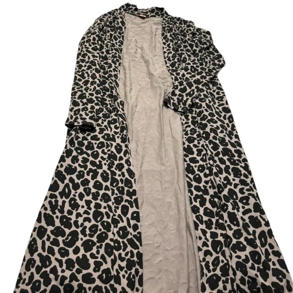 Smash + Tess Other - Smash + Tess  Robe/Cardigan